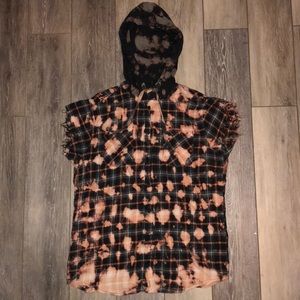 🔥Acid Washed Plaid Vest with Hood!